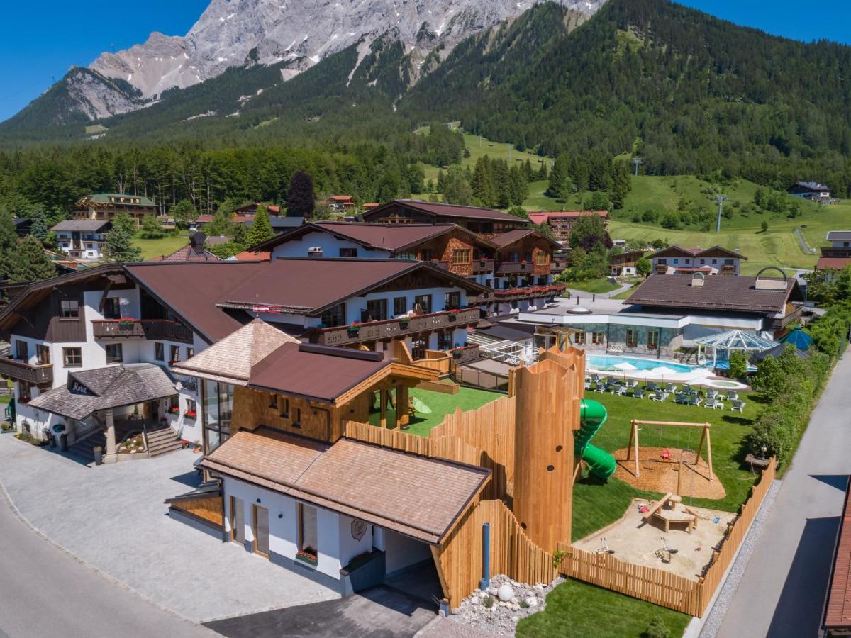 Hotel Tirolerhof - Familotel Zugspitze Ehrwald Exterior foto