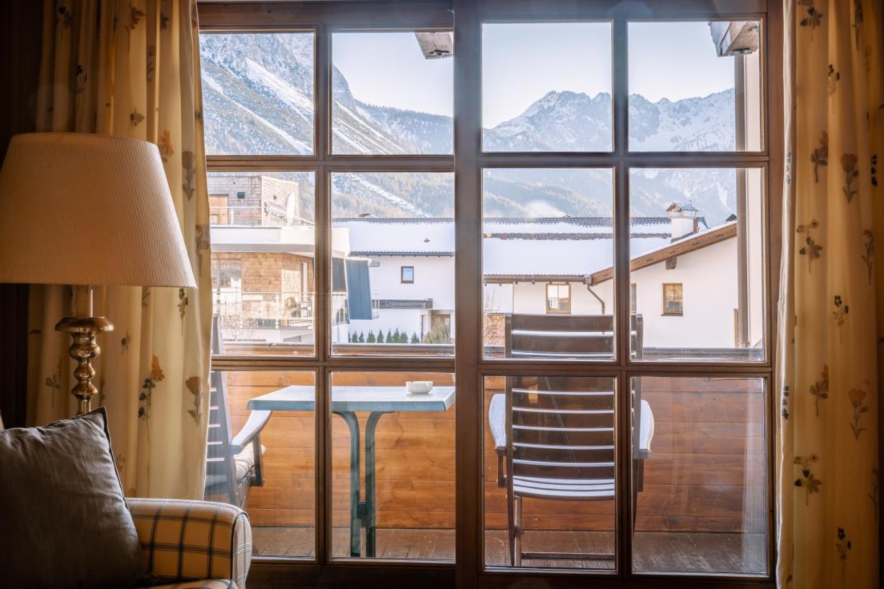 Hotel Tirolerhof - Familotel Zugspitze Ehrwald Exterior foto